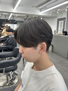 オーバル バイ アピッシュ(OVARL by apish) パーマ落とし/縮毛矯正/ダウンパーマ/メンズカット