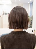 ボブ　外ハネボブ　くびれヘア　切りっぱなしボブ　暗めカラー