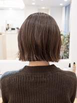 ガーデンヨコハマエスト(GARDEN YOKOHAMA est)&nbsp;ボブ　外ハネボブ　くびれヘア　切りっぱなしボブ　暗めカラー