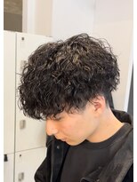 メンズギフト(men's GIFT)&nbsp;刈り上げツーブロックツイストスパイラルパーマメンズマッシュ