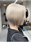 ハイトーン切りっぱなしボブタッセルボブペールピンクブロンド