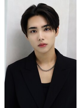 ルーシー 渋谷(LUCEY) センターパートフェザーパーマシャドウパーマメンズパーマ