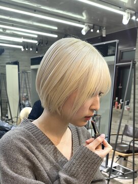 ヲタク(wotaku.) ブロンドヘア抜きぱなしブロンドホワイトブロンドケアブリーチ