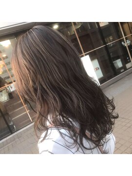 モードケイズ 阿倍野店(MODE K’s) モノトーンベージュ