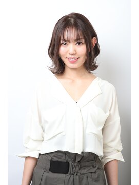 アントワープヘアー(Antwerp hair) 耳かけ外ハネスタイル/シースルーバング/30代/40代/50代