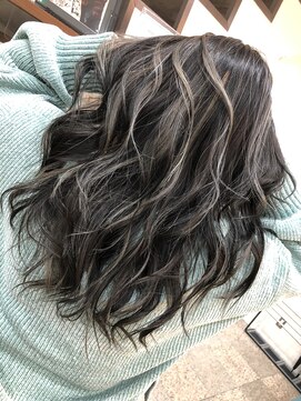 ノア ヘアデザイン 町田店(noa Hair Design) コントラスト抜群ハイライト