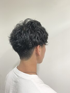 ハロ 蕨(HALO) 緩めスパイラルパーマ