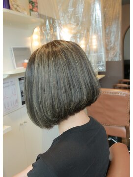 ガーデン GARDEN ハイトーンカラー　ハイライトたっぷりショート