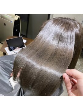 サロンドミルク 原宿(salon de MiLK) 雨に負けない艶髪へ