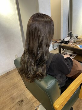 スチャステニィーバイルミ 日ノ出町店(Stastny by Lumi) オリーブベージュ♪♪