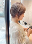 【武井俊樹】斜めバングショートヘア顔周り グレージュ