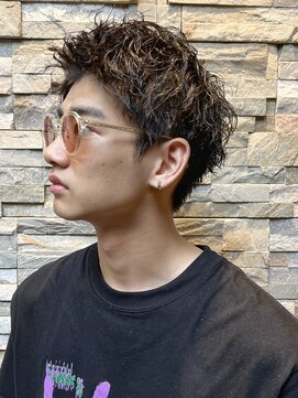 キアラ(Kchiara) スパイラルショート-ソフトツイスト-ツイスト福岡天神大名佐野