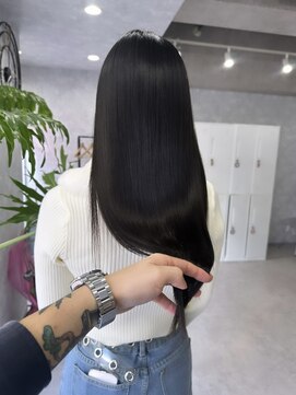 リベル 西中島(Libelle) 美髪ストレート