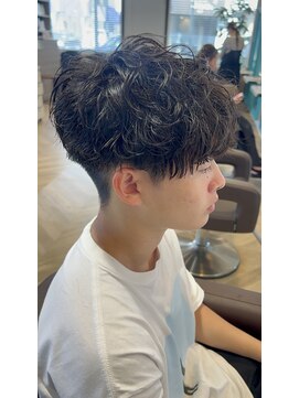 フィッティ 横須賀中央店(fiti) 波巻きスパイラルゆるふわマッシュ