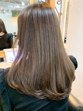 アイヴィ 表参道(IVY) 髪質改善　ミルクティーカラー　レイヤーカット　水越