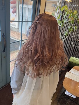 アロー ヘアー(arrow hair) ◇ピンクベージュリボンアレンジ