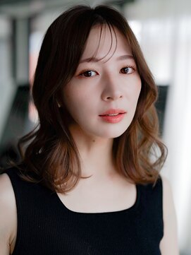 レノラ 本町(LENORA) ☆レイヤーカット毛先ワンカールくせ毛風カール薄めバングデジパ