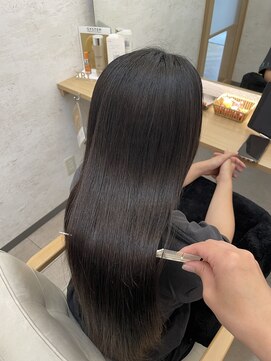 エクラートリアーラ 藤沢店(ECLART Reala) METEO