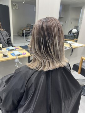 アイディール(ideal) バレイヤージュカラー