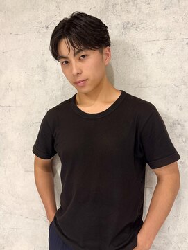 ヘアーアトリエ ラフェル(hair atelier Rafel) 大人フェザーパーマ　センターパートマッシュ