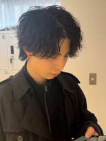 アコロン(acoron.)&nbsp;センターパート/スパイラルパーマ/池袋メンズカット