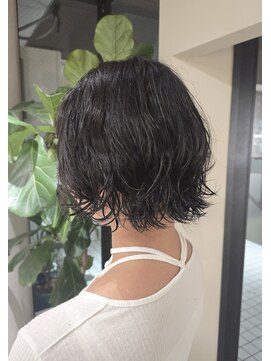 ロンドウェグ(RONND weg) ゆるり外ハネパーマ