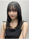小顔 前髪 レイヤーカット 暗めカラー デザインカラー"
