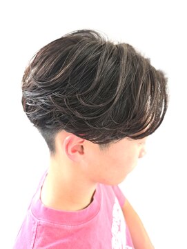 アノ 別府店(Ano.) ニュアンスパーマメンズパーマフェザーパーマセンターパート別府