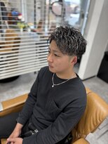 ヨダ(YODA) ホワイトメッシュ&パーマ