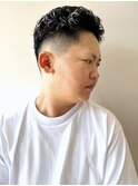 刈り上げ ツーブロック フェードカット 短髪 バーバー