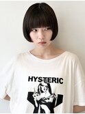 ハッシュカットグレージュデザインカラーショートボブ