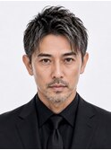 【40代50代】白髪を活かす!大人の躍動感ショート