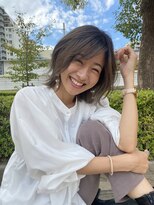 ジルチ ヘアー(Zilch hair)&nbsp;くせ毛を活かしたショートカット／くびれショート／白髪ぼかし