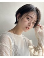 トゥナ(Tuna) 前髪長めハンサムショート