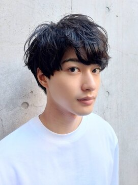 アムリタ 三鷹(AMRITA) 大人マッシュツーブロックスパイラルパーマ