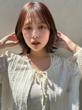 アイヴィ 表参道(IVY) 愛されくびれボブベージュイヤリングカラー【肥田亜沙美】