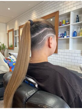 美友来 レディースフェードスタイル