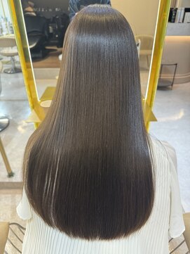 シックスバイギンザロンド 名古屋(six by ginza Lond) グレージュカラー