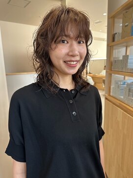 イノセントヘア(innocent.hair) パーマを活かす柔らかベージュ