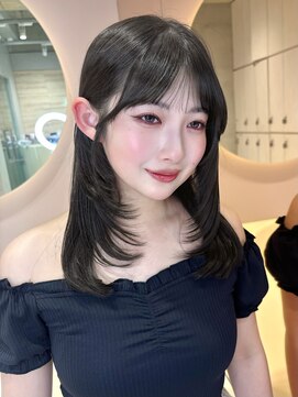 グロー 大宮(GLROW) レイヤーカット 前髪 オリーブグレージュ 顔まわりカット