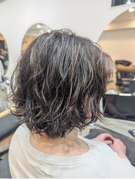 メモリーズ 銀座(Memories) ウェーブパーマボブ