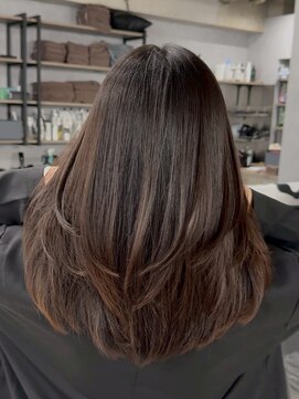 ハーシーバイアポロ 相模大野(HERSHE by apollo) ミディアムヘア/暗めカラー/グランマッシュ/レイヤーカット