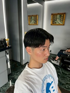 サロンドゥボルカン(Salon du Volcan) センターパートマッシュ