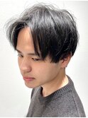 センターパートスタイル