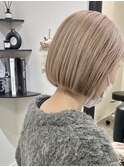 ミルクティーベージュ×ミニボブ