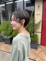 リリア(LILIA.)&nbsp;ショート　ショートボブ　オリーブベージュ