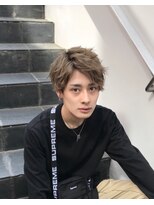 ピチカート(pizzicato) アップバングショート ゆるパーマ