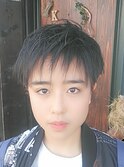 可愛らしいボーイッシュヘアー
