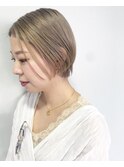 clan <美髪ハイライトライトベージュワンサイドショート>