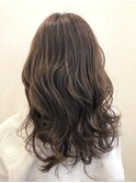 【essence】ゆるふわ×マロンベージュ